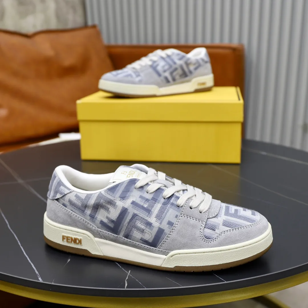 Ex-factory price: 580🔥Couple model (top original order) Brand: FENDI Size: 35-44 (customized for men 38 and 45) Grade: original order quality high version Material: imported original cowhide stitching➕ high-quality and comfortable lining original TPU lightweight non-slip outsole Style category: travel fashion casual shoes versatile trend